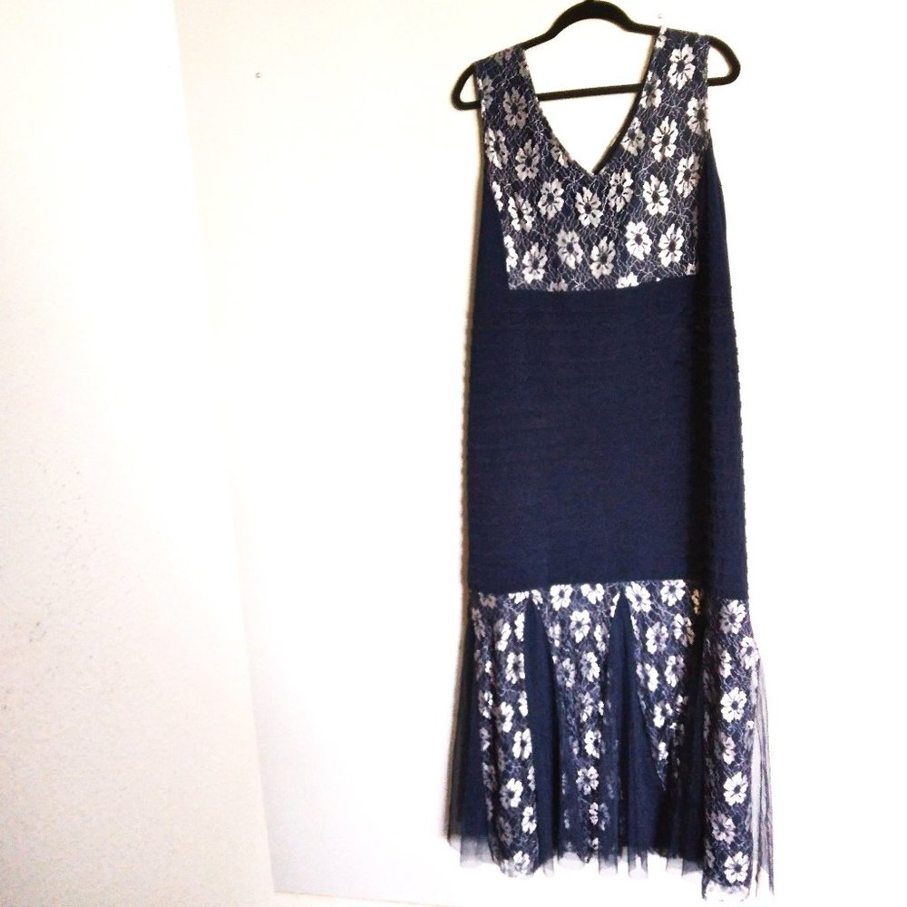 Women's 3X Formal Dress, Mother of The Bride, Black and Silver/White, Maxi